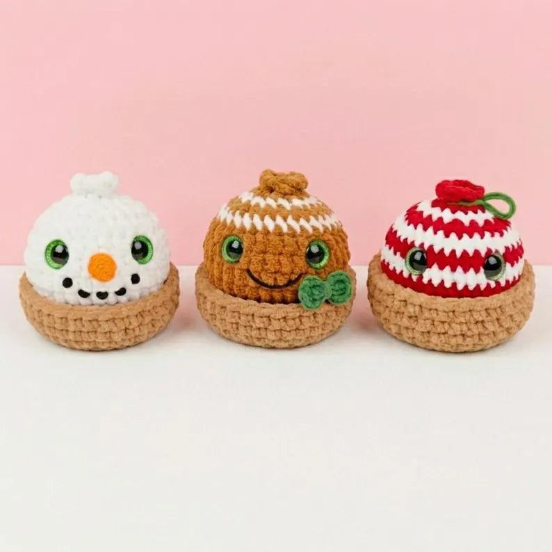 Christmas Dumpling Crochet Pattern PDF, 5 in 1 Holiday Amigurumi & Steamer, No Sew Christmas Plushie Pattern, Instant Download